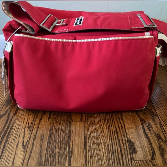 Brand new Ju-Ju-Be red diaper bag with clip on wallet and change pad - Picture 4 of 13